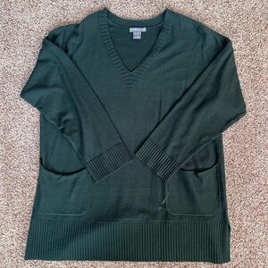 Forest Green V-Neck Sweater w Front‎ Pockets